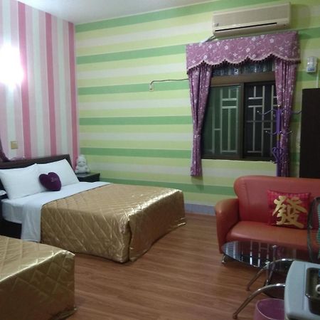 Reny Lake Warm Hostel Fanlu Ngoại thất bức ảnh